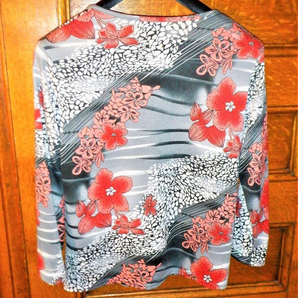 *** DOMANI *** Top ~ L - Picture 2 of 3